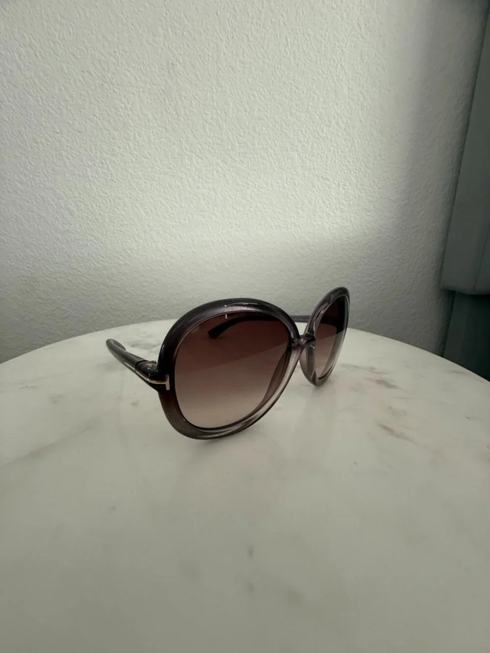 Authentic Tom Ford sunglasses, oversized round frame